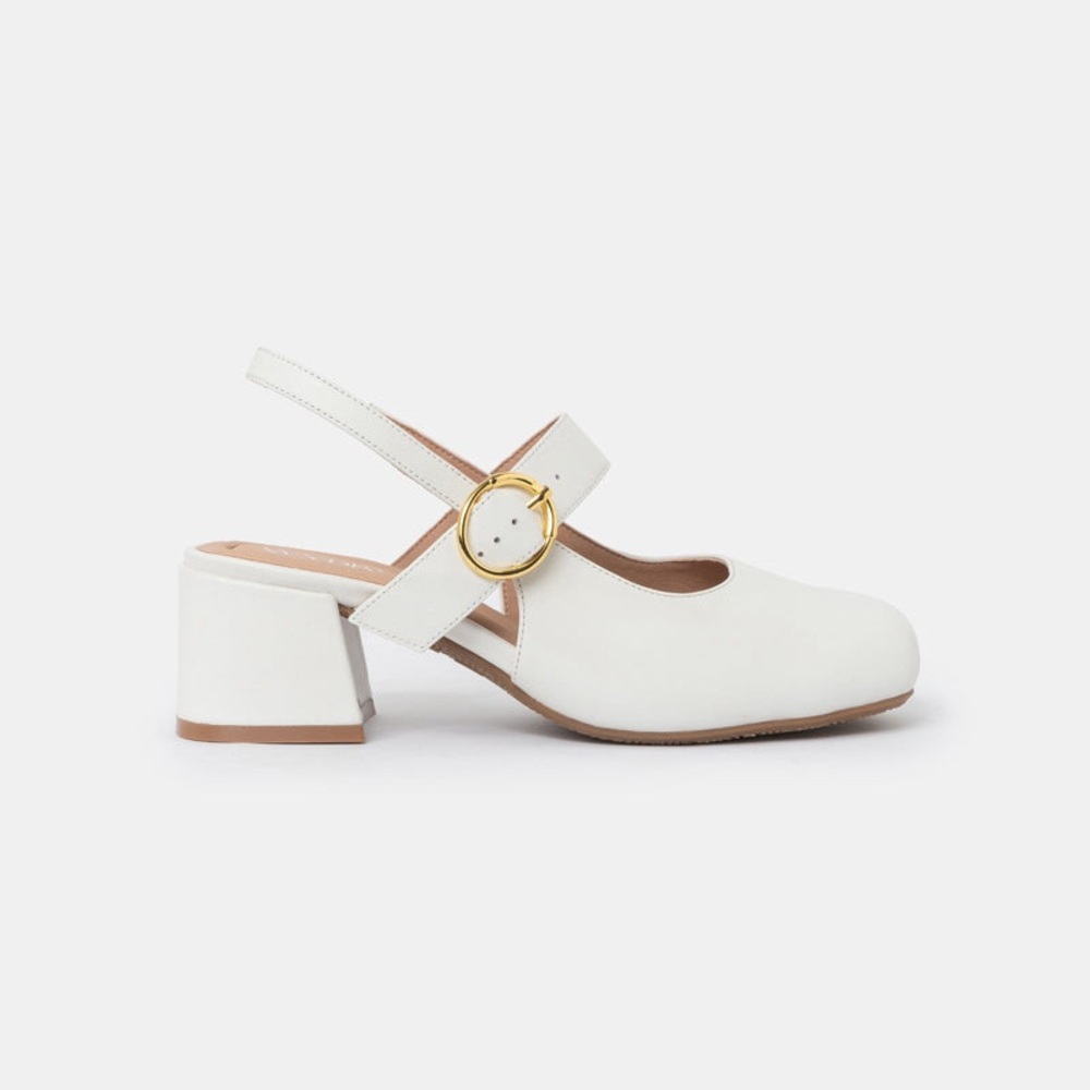 WYDR Studios Amber Slingback White Mary Jane Wide NIB Size 7WW‎